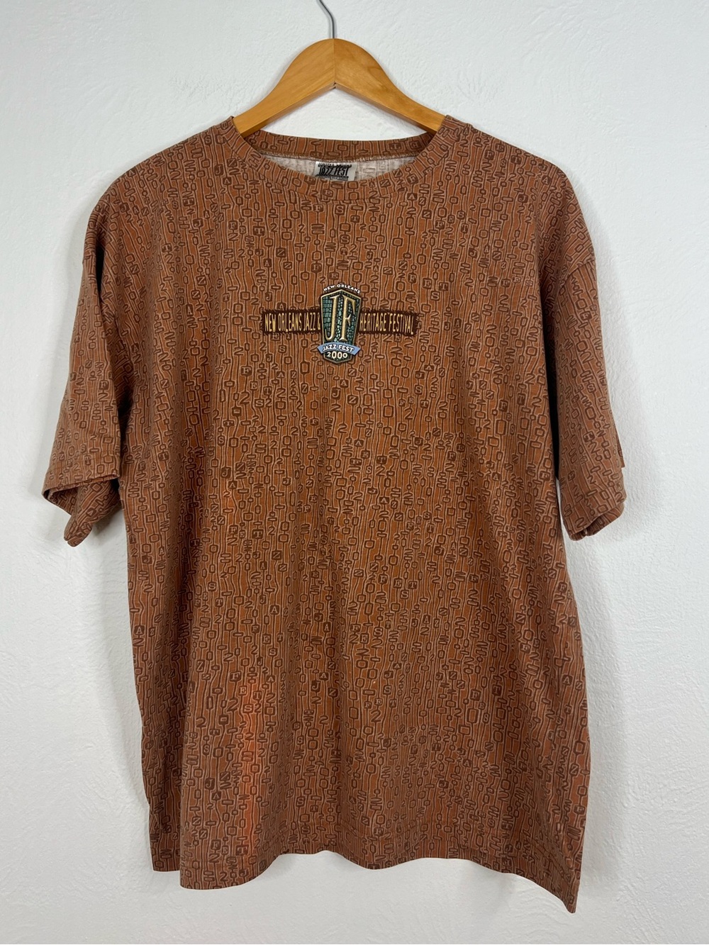 Men's Vintage Y2K Rust Brown Short Sleeve Graphic Tee size Large